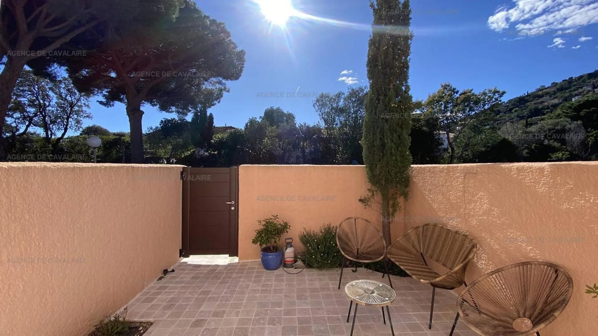 Mazet Renove Avec Piscine, Tennis, 2 Terrasses A Cavalaire-Sur-Mer. - Fr-1-100-333 0*, Cavalaire-sur-Mer